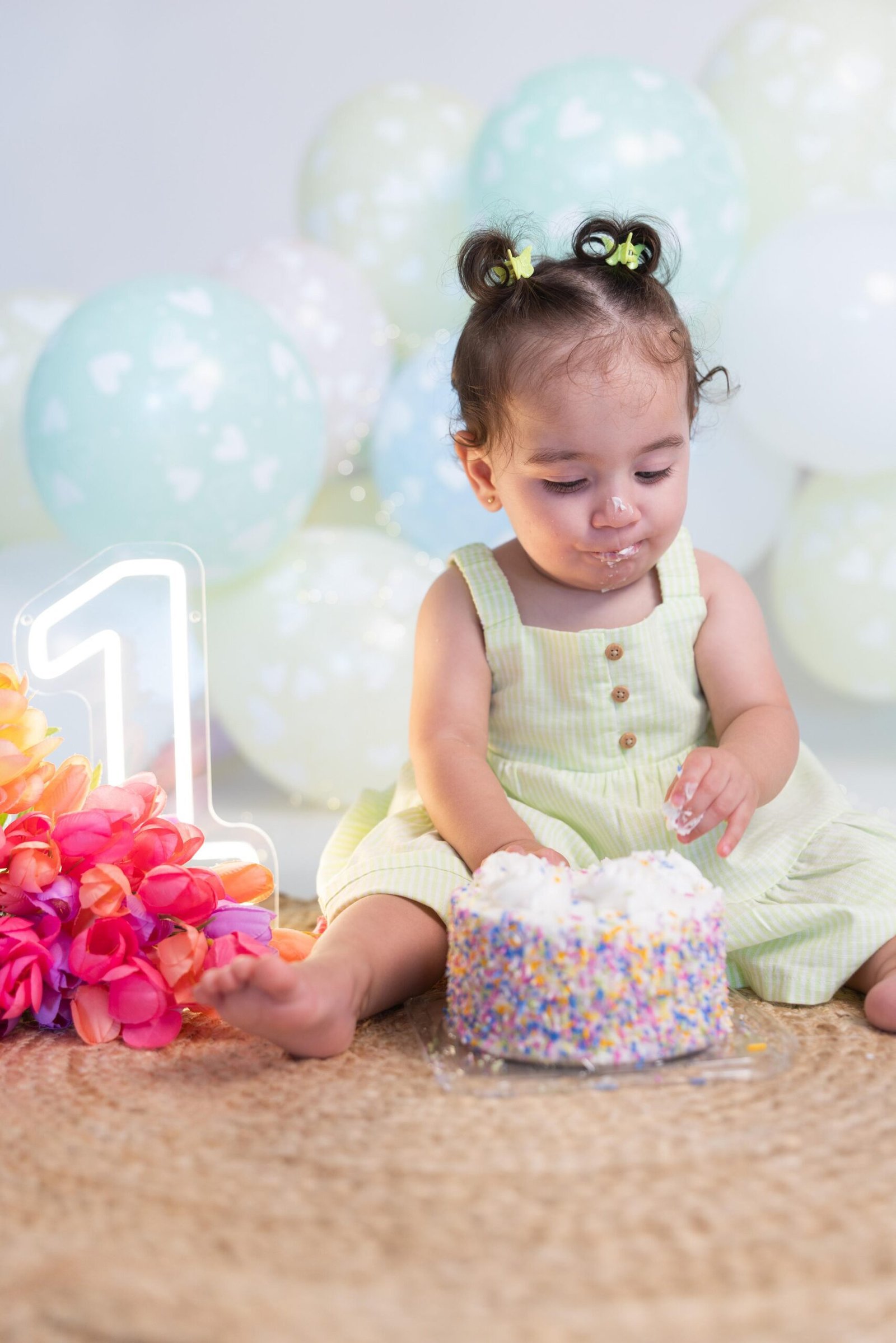First birthday cake smash session, photographed by Studio FB USA