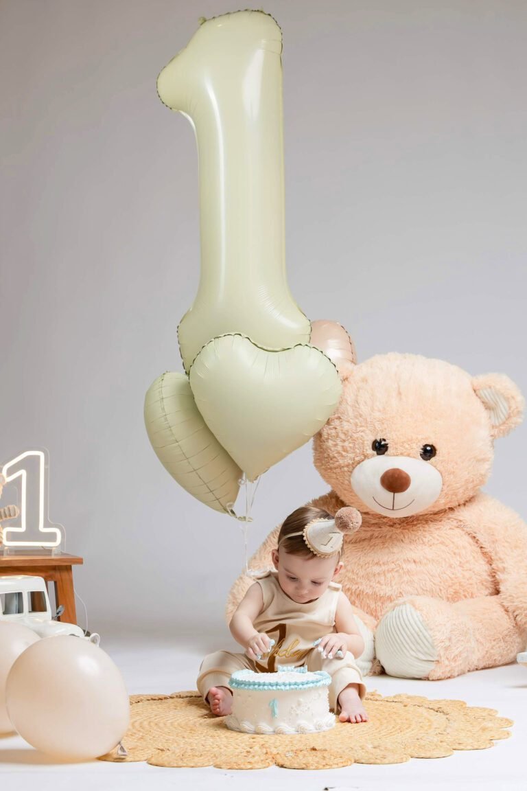 Cake Smash photography by Studio FB USA